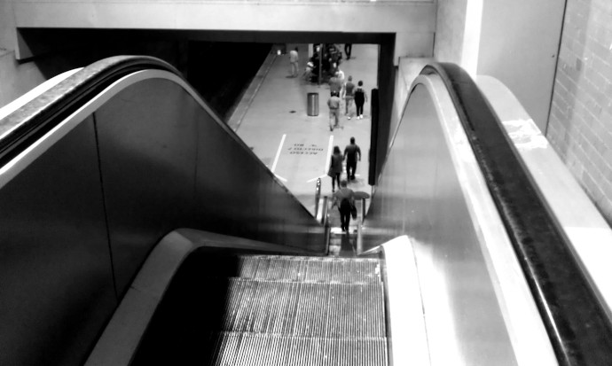 DOCUMENTO 54 de la demanda de Responsabilidad Civil contra Renfe: escaleras mecánicas de acceso al anden 1 de la Estación de Atocha Cercanías.